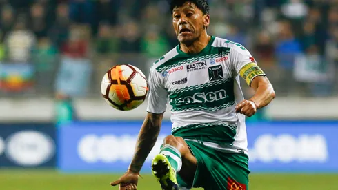 Cristián Canio defiende a Marcelo Salas y a Arturo Sanhueza.
