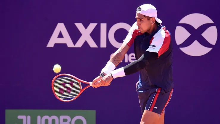 Alejandro Tabilo hoy disputa un duelo clave por los cuartos de final en Rio de Janeiro