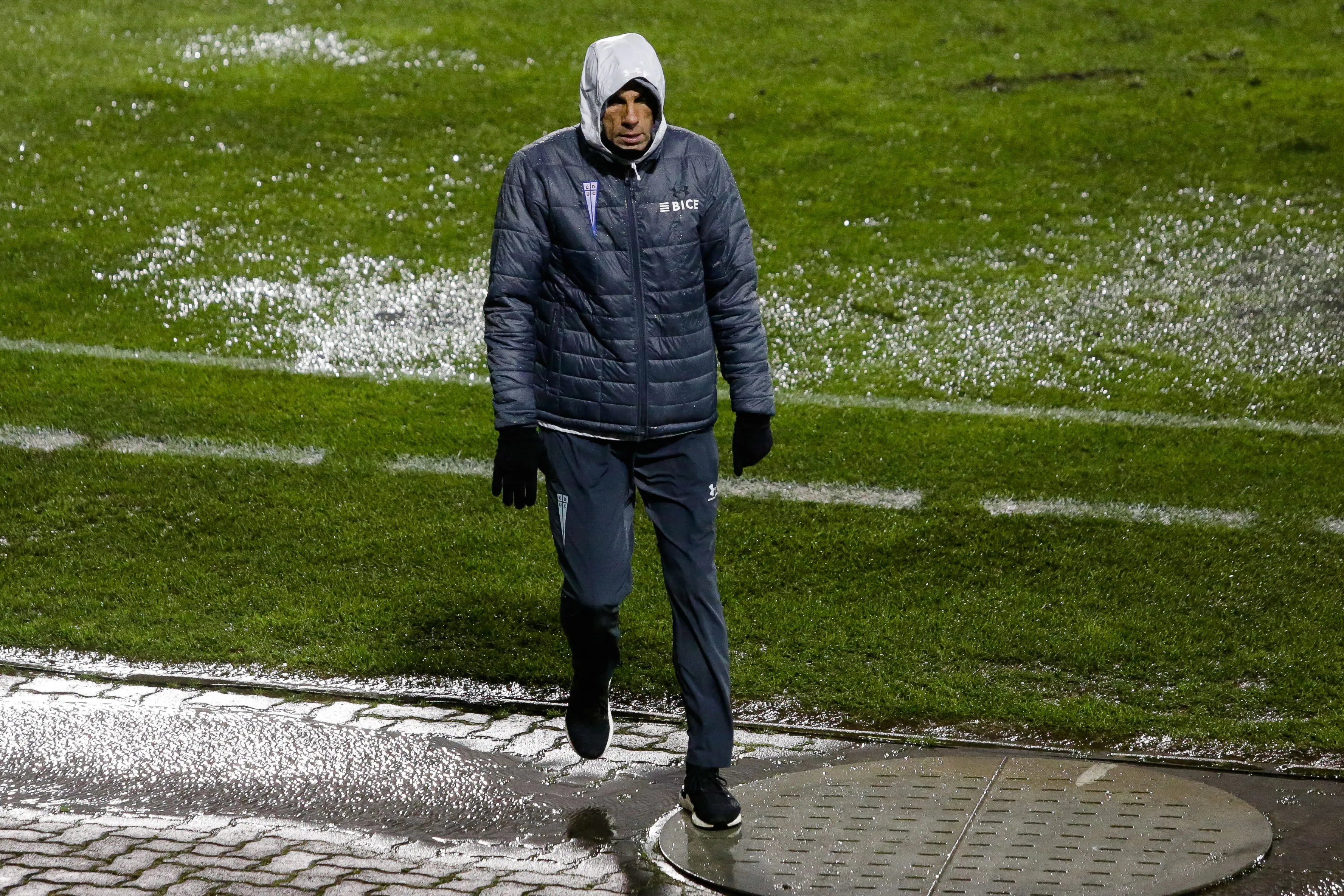 Gustavo Poyet volvió a referirse a la mala campaña que tuvo en la UC