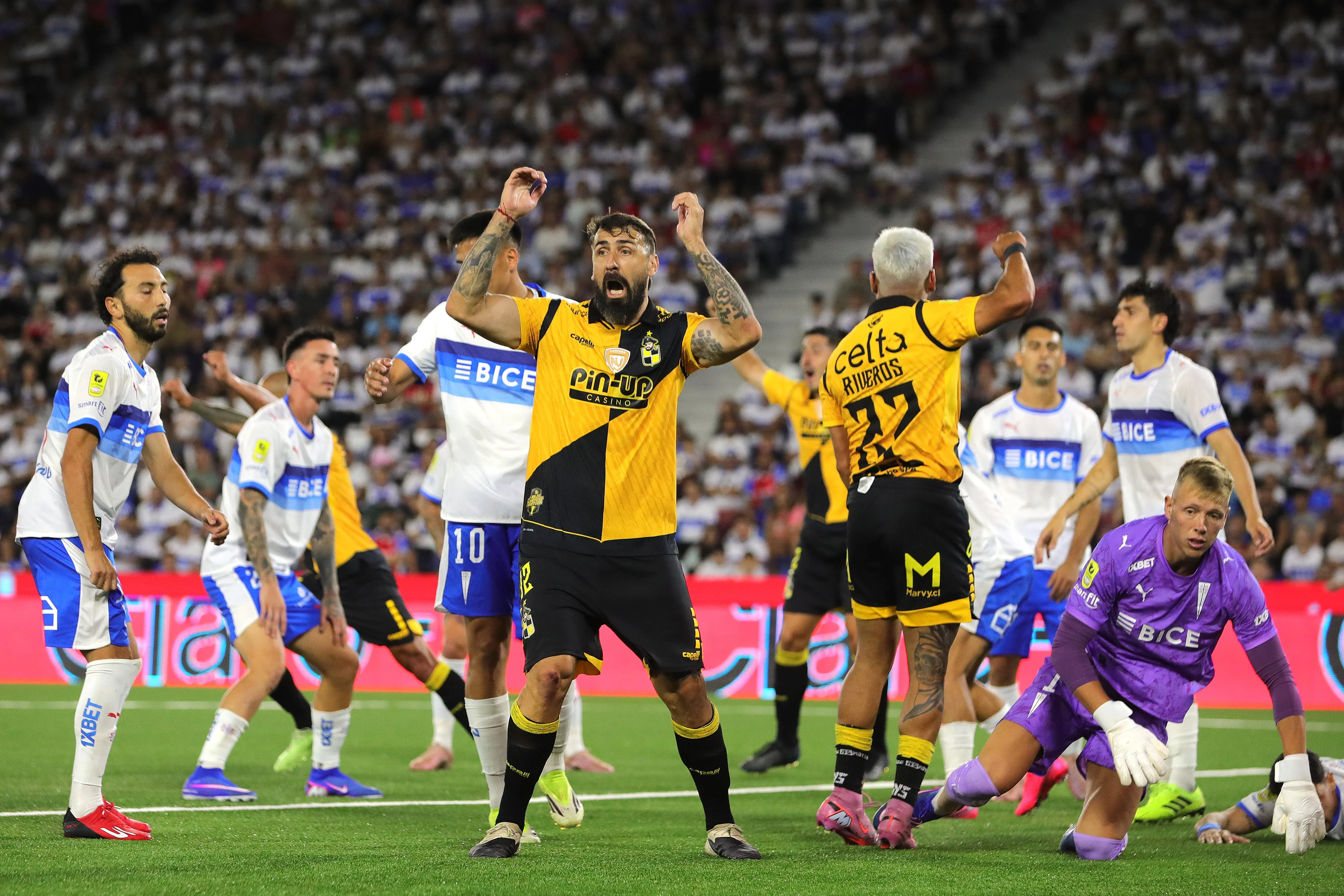 Vicente Bernedo recibe múltiples críiticas