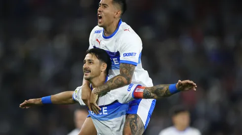 Los Cruzados se hicieron fuertes y derrotaron al campeón del fútbol chileno.