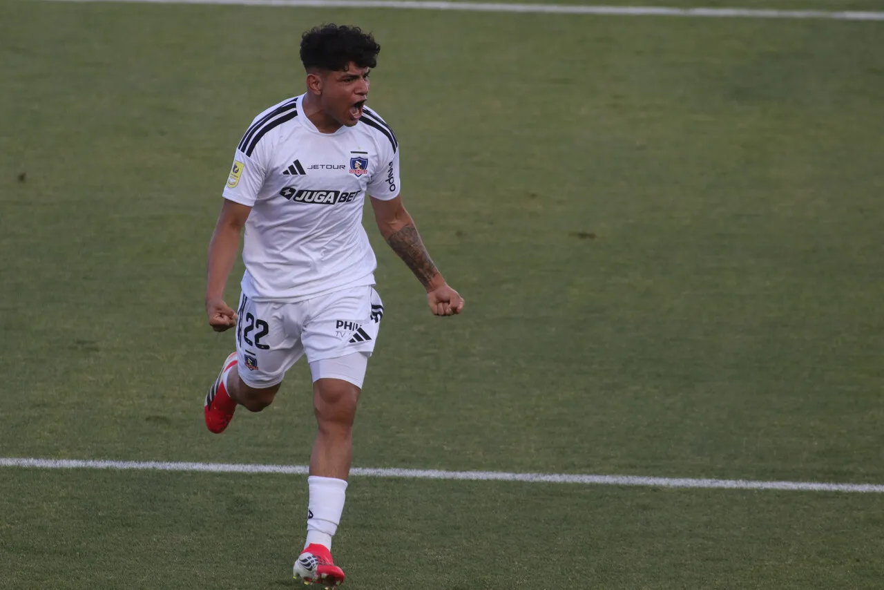 Coca Mendoza maravillado con Claudio Aquino. | Foto: Photosport