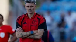 El técnico albo habló fuerte y claro sobre el futuro de Claudio Aquino.
