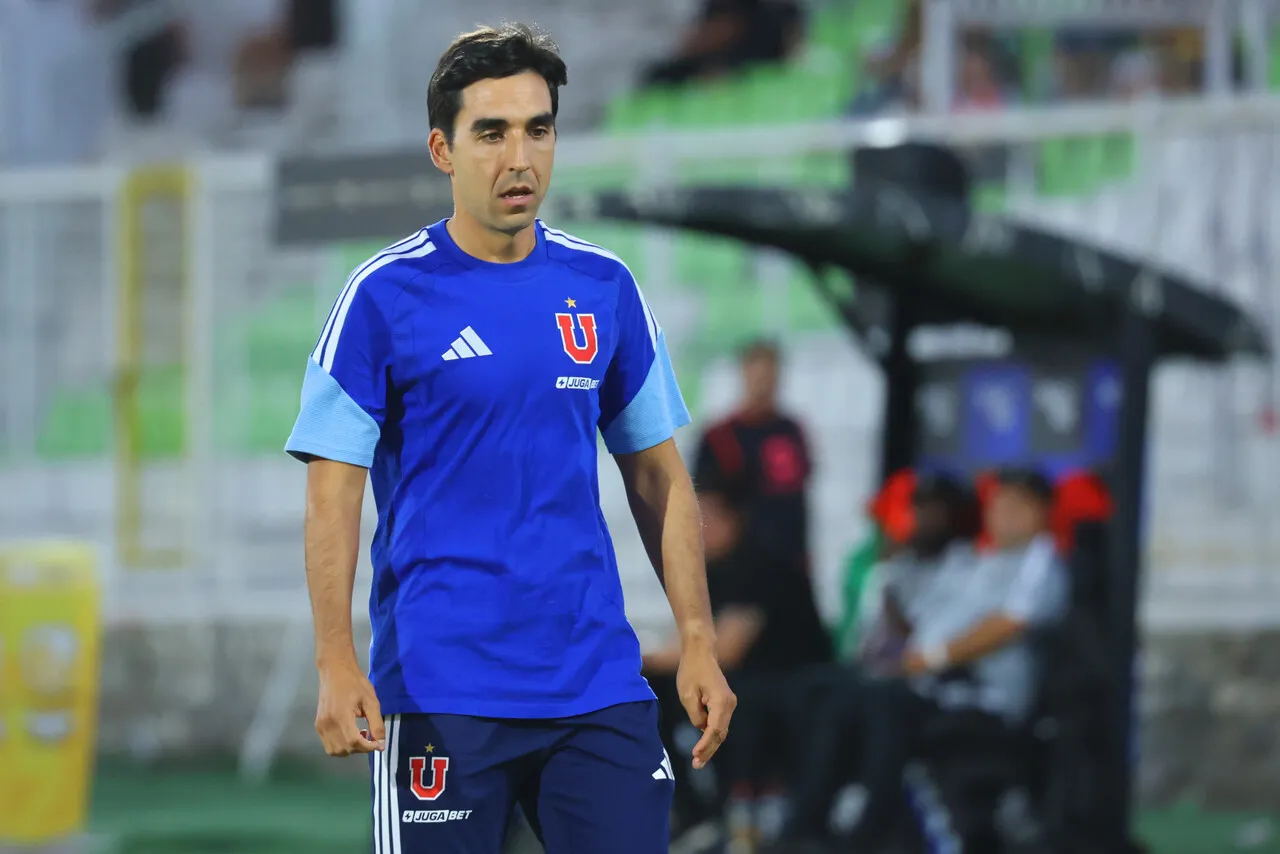 Meneghini busca un triunfo urgente en la U | Foto: Photosport