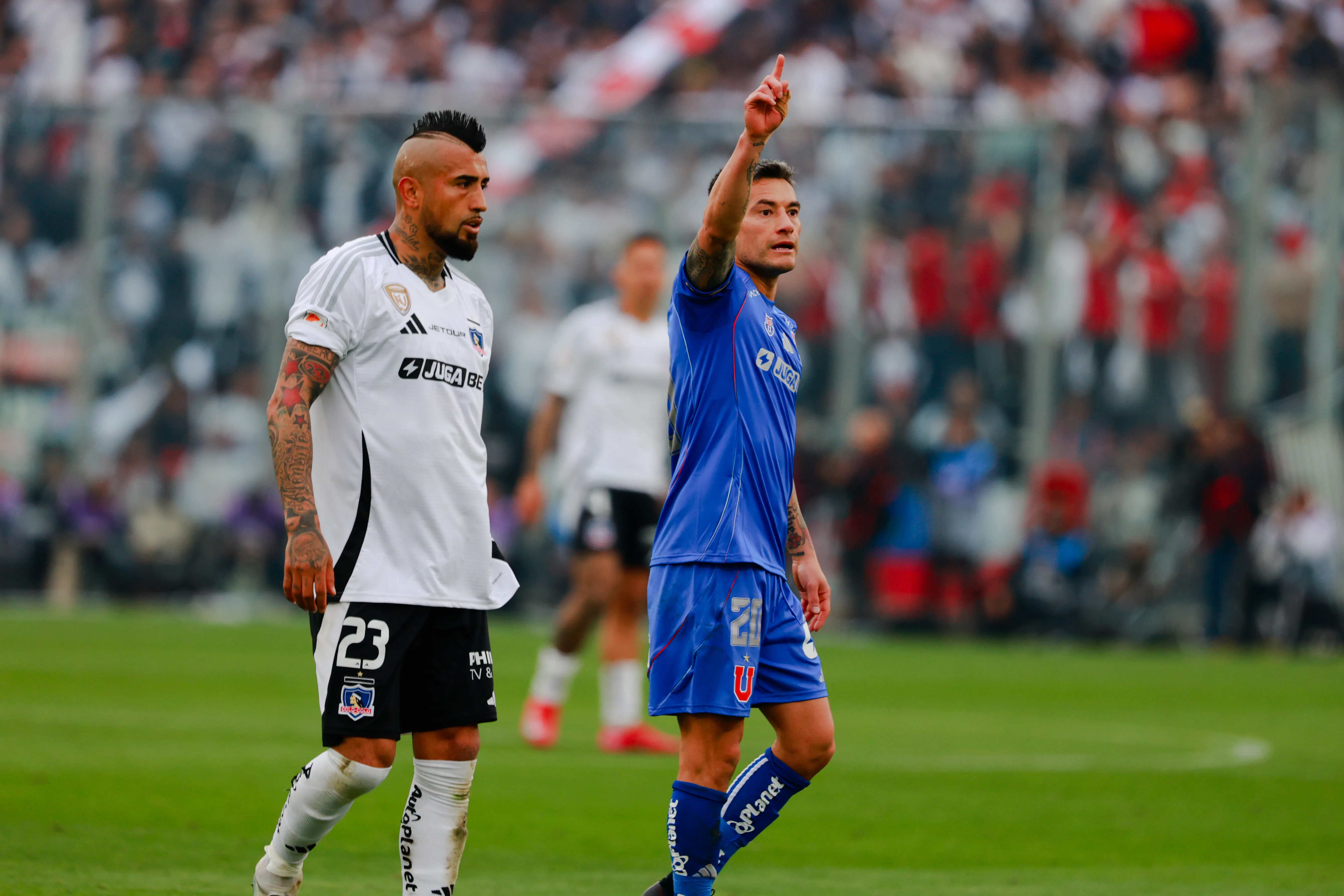 Arturo Vidal abordó el Superclásico entre Colo Colo y Universidad de Chile. (Imagen: Photosport)