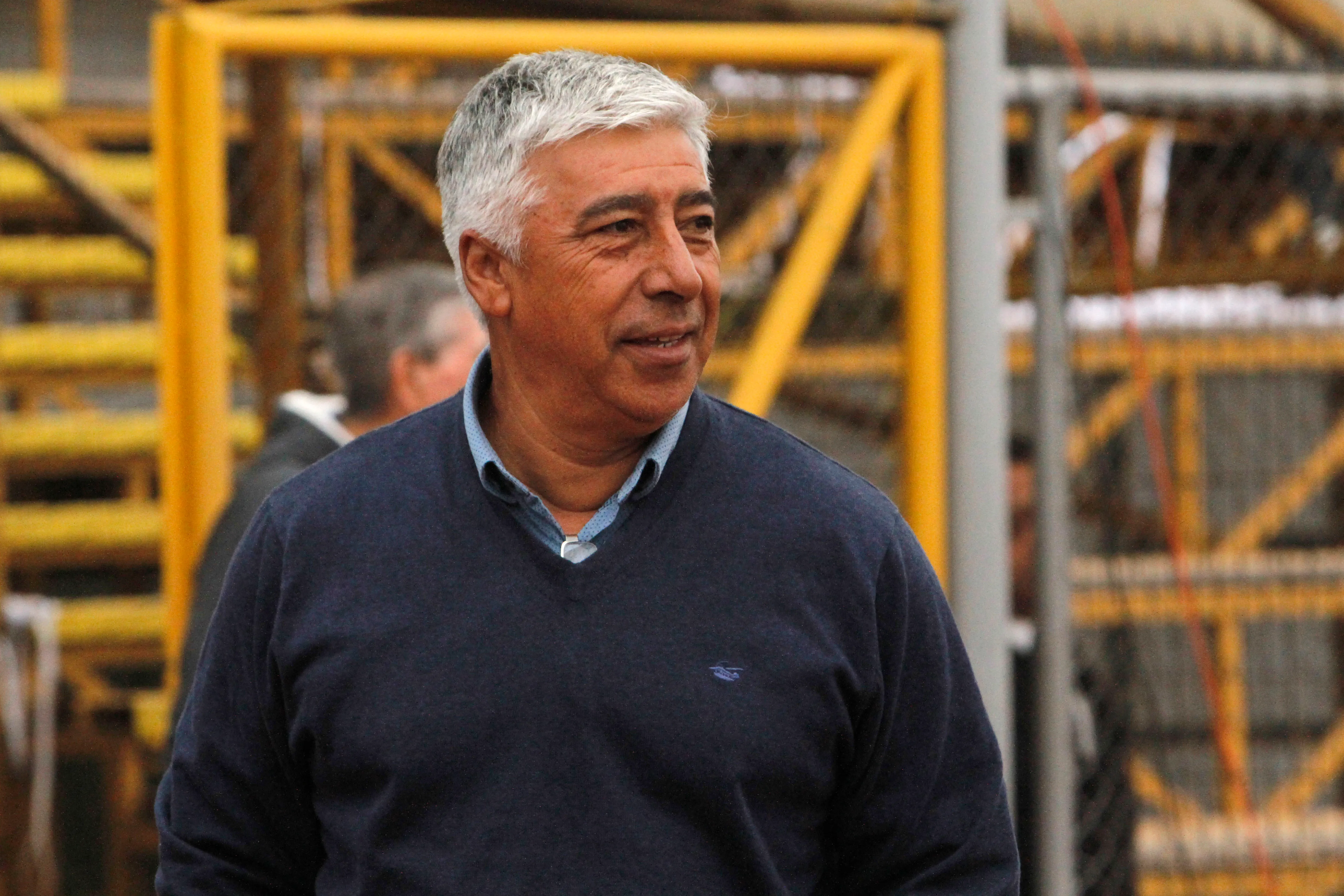 Osvaldo “Arica” Hurtado defiende a Zampedri