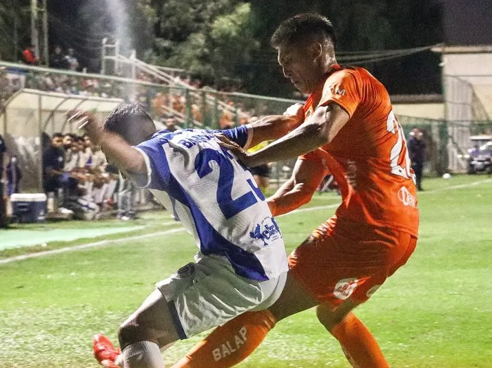 Cobreloa se conforma con el punto ante Santa Cruz