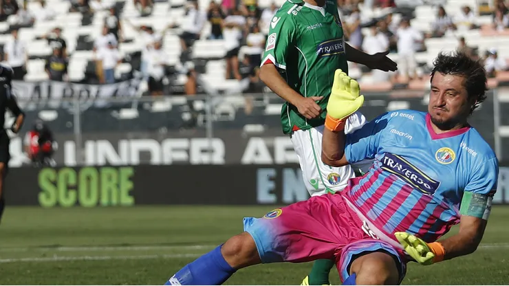 El 'Loco' reveló jugosos detalles de la negociación que tuvo alguna vez con los Albos (Foto: Felipe Zanca/Photosport)