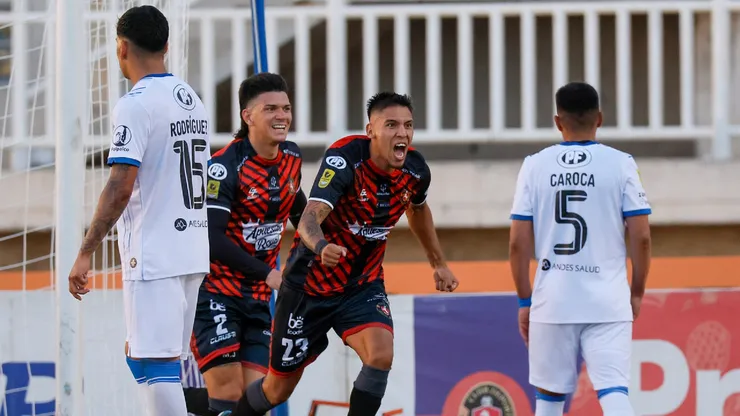 El elenco 'Tomatero' sigue imparable en el inicio del torneo. (Foto: Photosport)