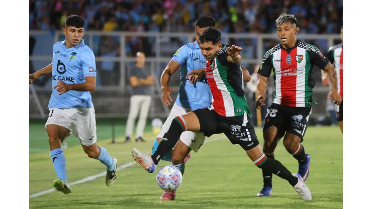 Palestino gana y complica a la U.