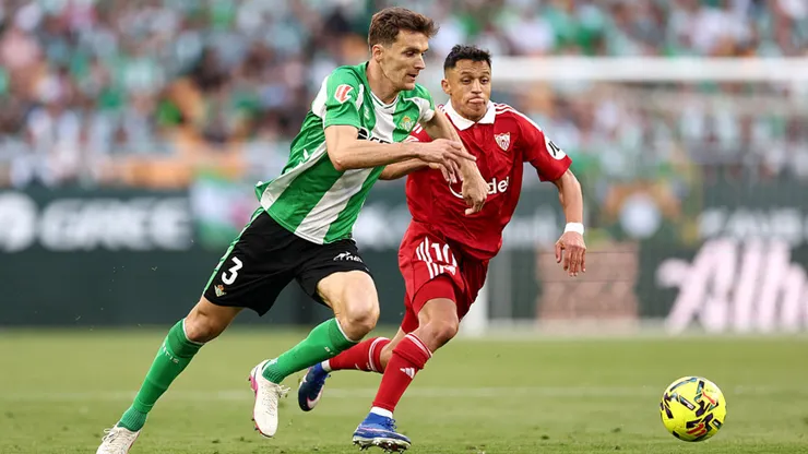 Sevilla rescató un agónico empate ante Real Betis como visitante.