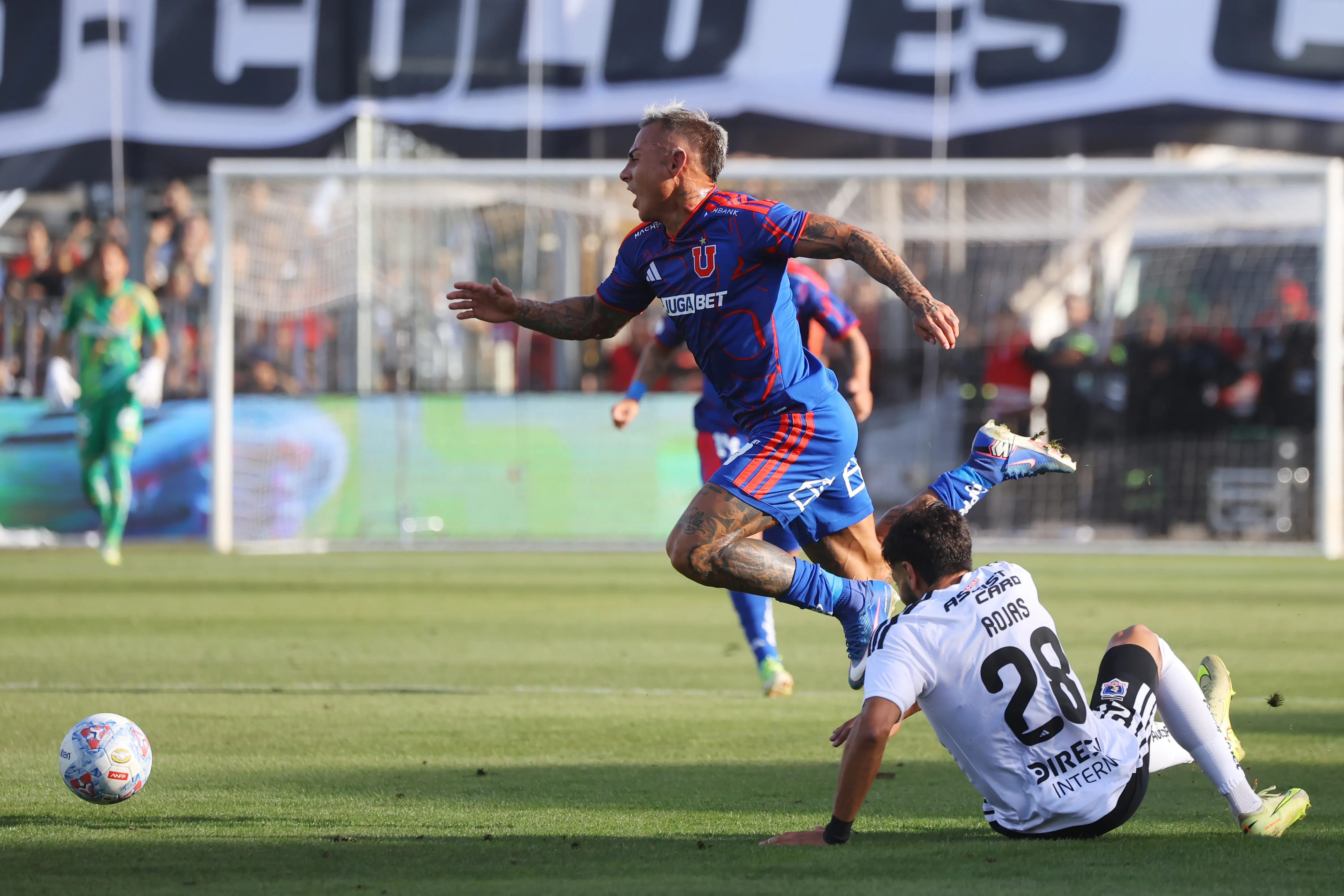 El rendimiento de Vargas en el primer tiempo quedó al debe | FOTO: Jonnathan Oyarzun/Photosport