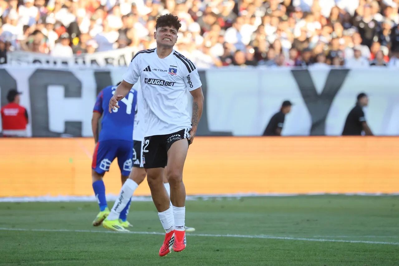 Aquino no pudo brillar ante la U. | Foto: Photosport