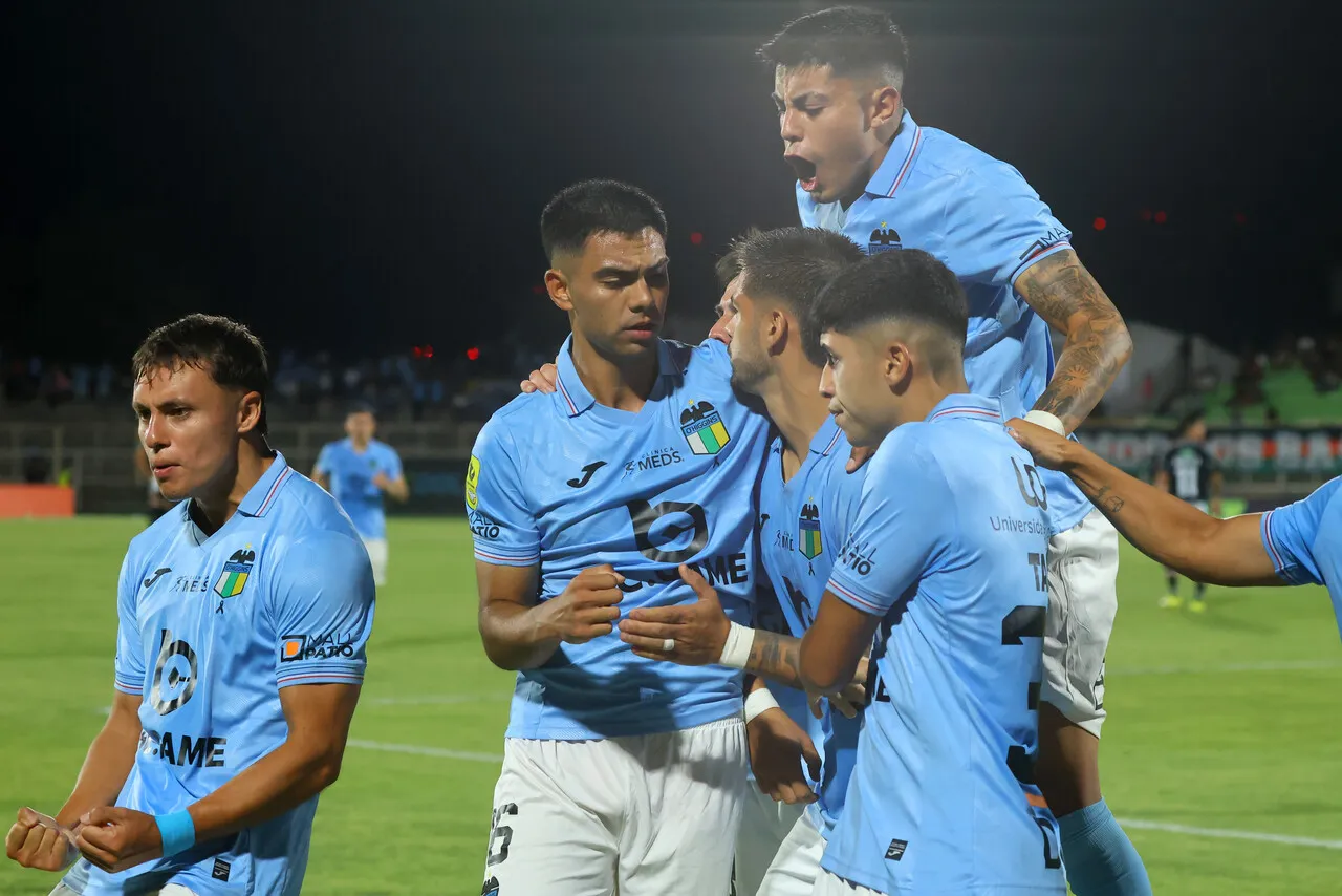 O’Higgins va por otra hazaña en Copa Libertadores (Photosport).