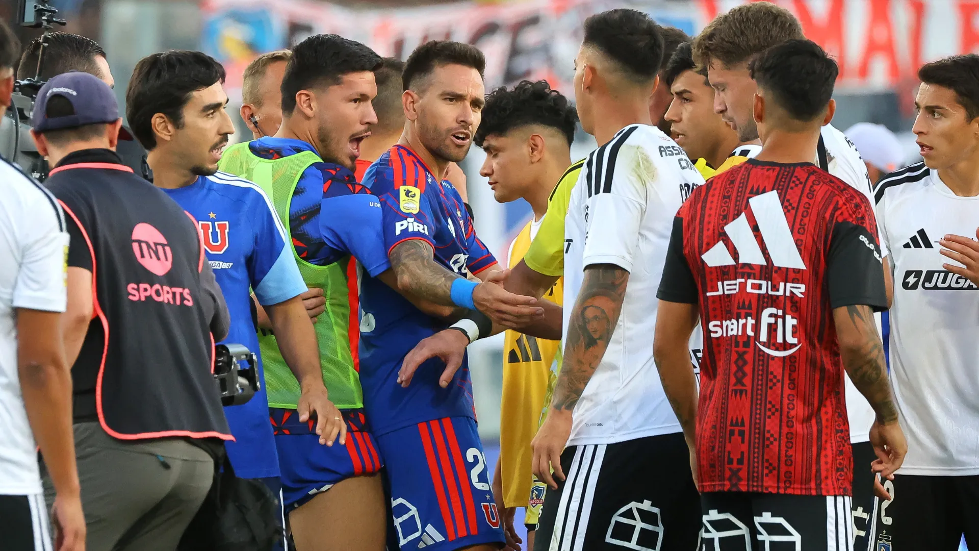 Zaldivia y Correa tuvieron un tenso cruce en Macul.