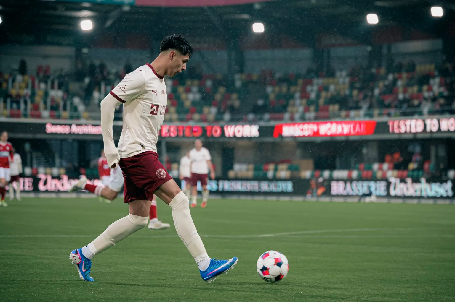 Darío Osorio alcanzó una velocidad máxima de 36 km/h en la fase de grupos de la Superliga (Foto: FC Midtjylland)