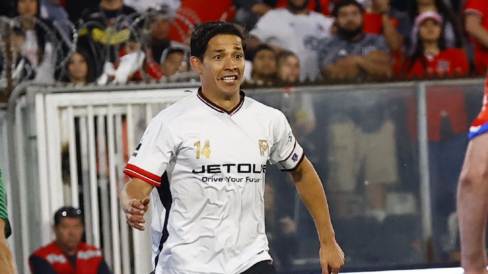 Matías Fernández asegura que le gustaría trabajar en Colo Colo (Foto: 
Marcelo Hernandez/Photosport)