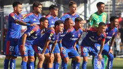 Azul Azul pone sus dardos por el nivel de una de las figuras de la U.