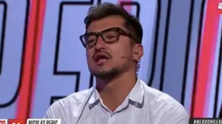 Peric se lanza contra jugador.