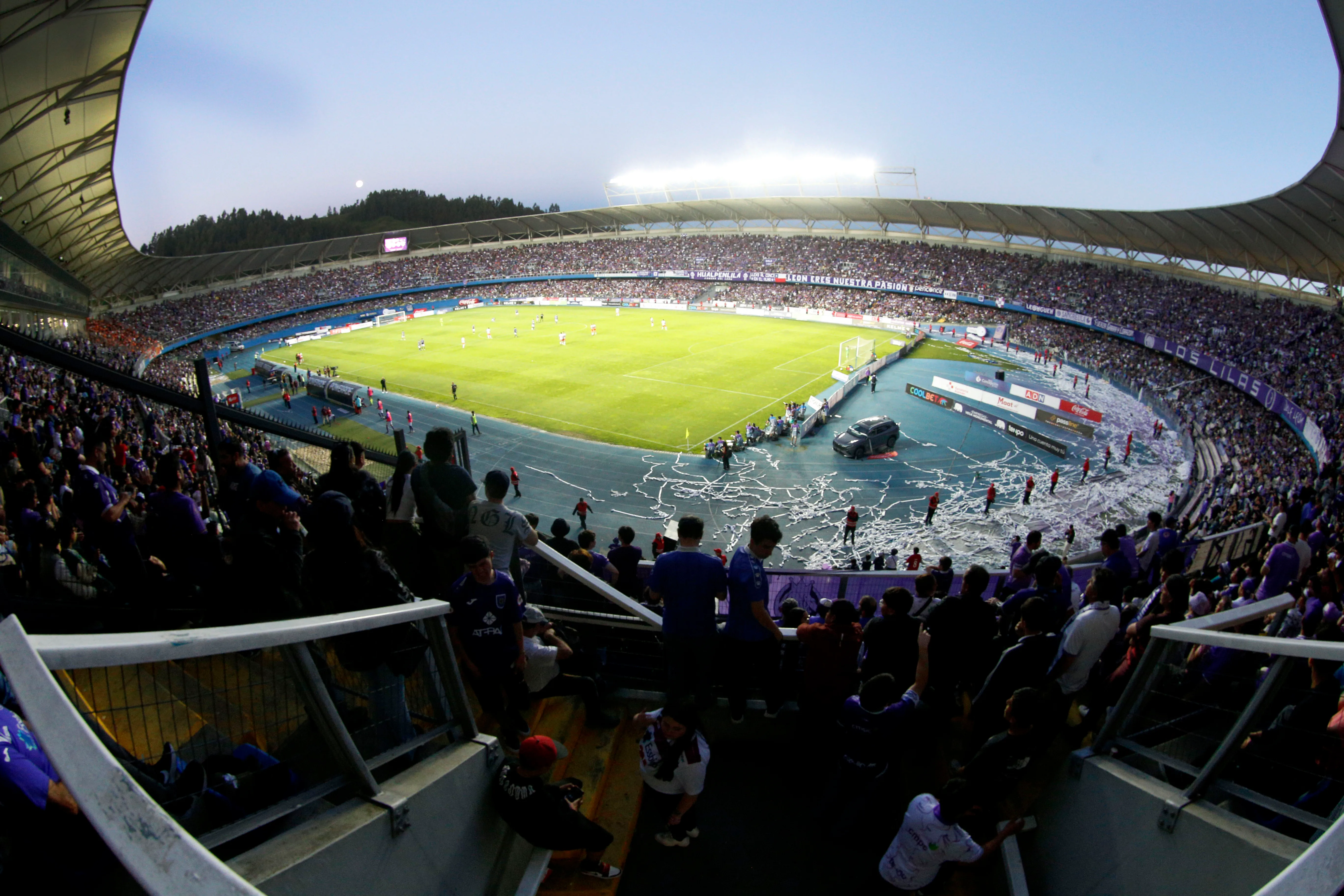 El Estadio Ester Roa albergará la final entre Lota Schwager y Comunal Cabrero. (Foto: Marco Vázquez/Photosport)