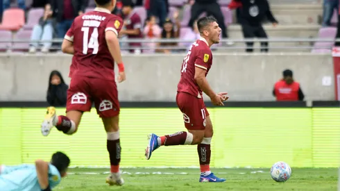 Diego Rubio anota su primer gol con la camiseta de La Serena. (Foto: Alejandro Pizarro Ubilla/Photosport)