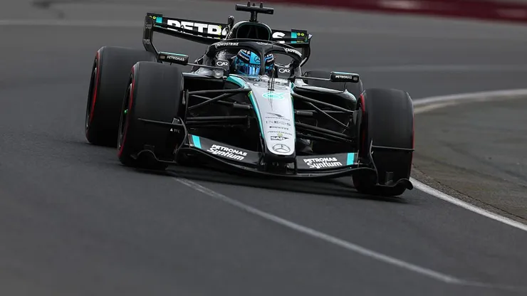 George Russell de Mercedes se quedó con la 'pole' en Australia. (Foto: Joe Portlock/Getty Images)