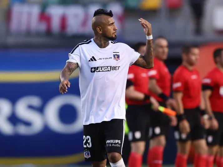 Histórico de Colo Colo pasó de las críticas a las alabanzas con Vidal