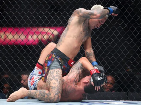 ¡Charles Oliveira es el nuevo BMF de UFC!: Max Holloway fue superado de principio a fin