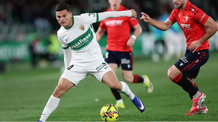 Lucas Cepeda recibe un duro golpe en el Elche de España
