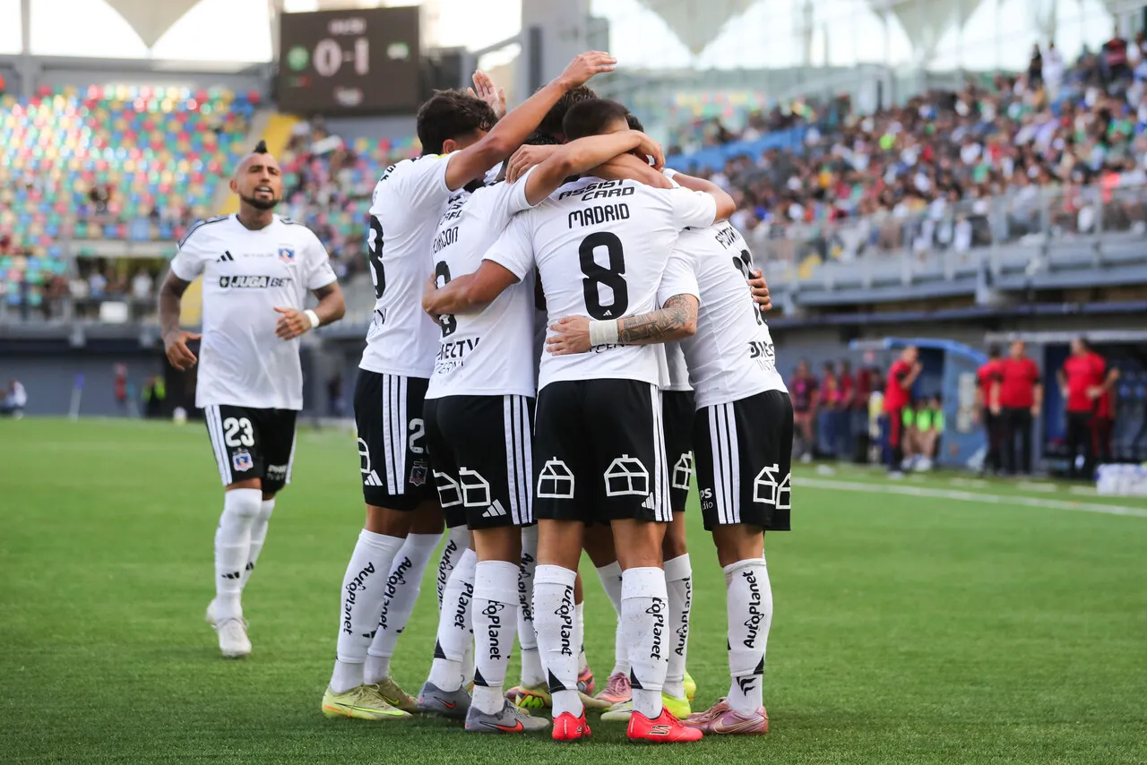 Ortiz feliz por el liderato de Colo Colo | Foto: Photosport