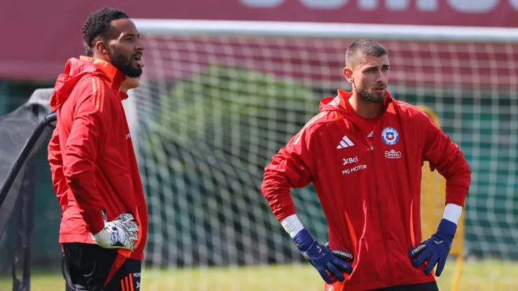 La Roja podría perder a una de sus grandes promesas en el arco. (Foto: Photosport)