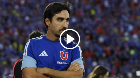 Los hinchas de la U exigen la salida del entrenador Francisco 'Paqui' Meneghini. (Foto: Photosport)