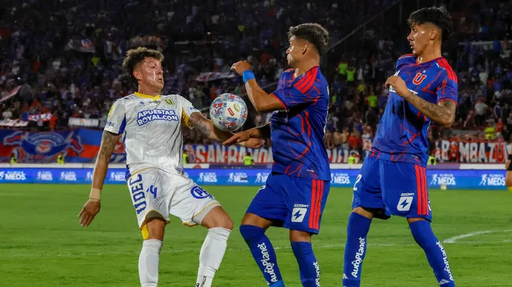 Parra protagonizó polémica jugada en el final.