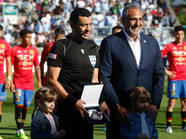 Acusan a Roberto Tobar de ofrecer combos en la Copa Libertadores