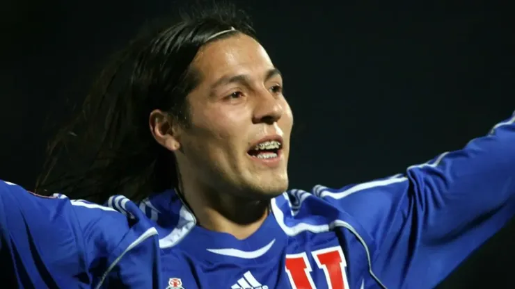 Hugo Droguett tiene claro quién debe ser el nuevo refuerzo de Universidad de Chile.