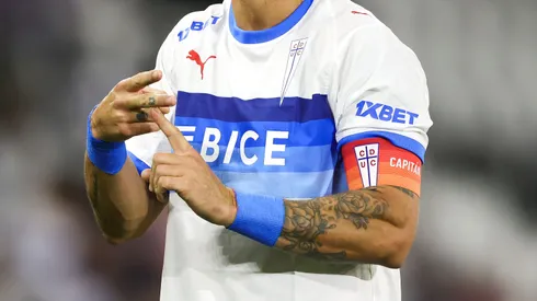 La UC utilizará una camiseta especial en el duelo contra Everton.