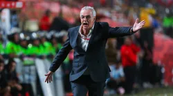 Aseguran que Fossati se aleja en la U.