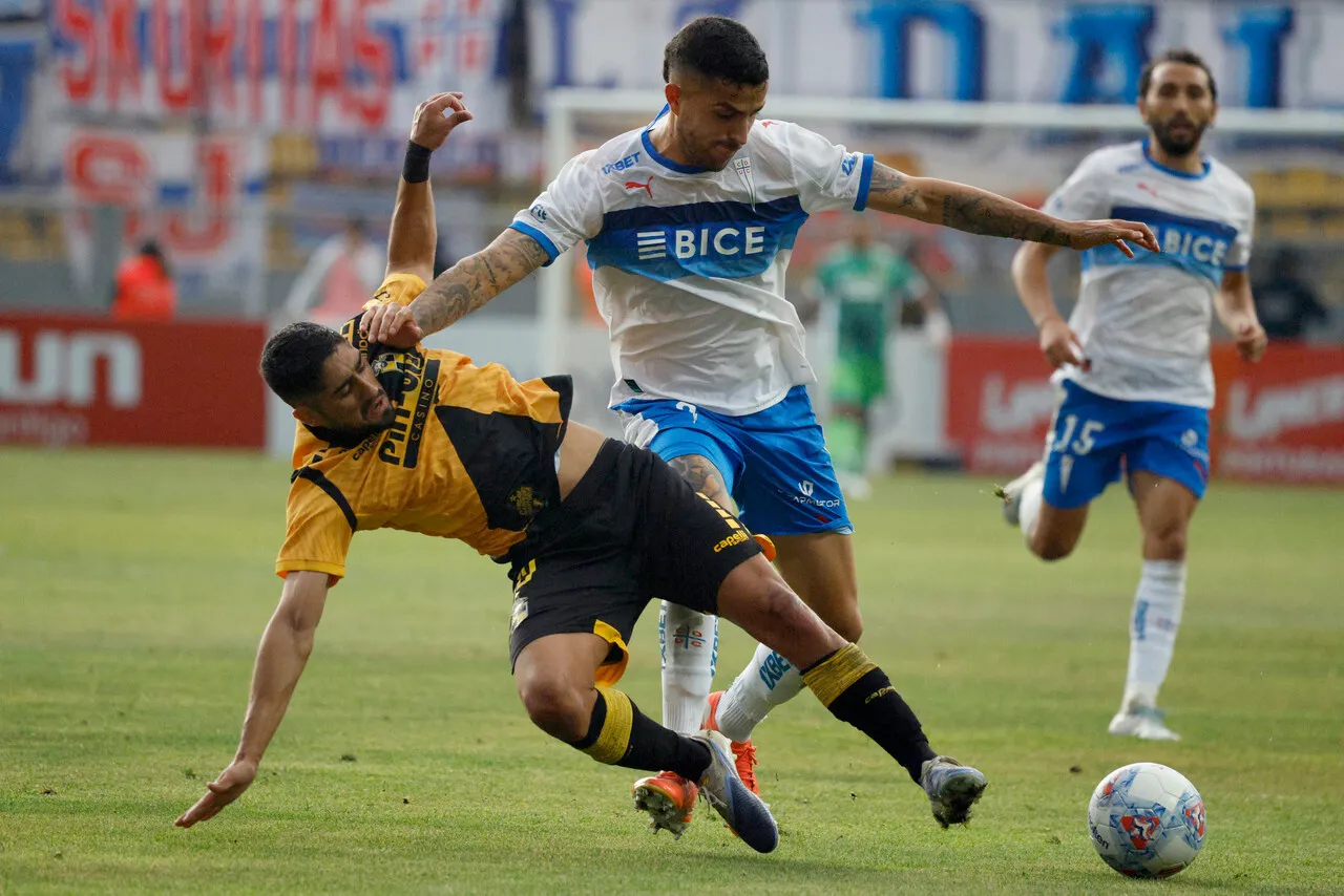 González ilusiona en la UC | Foto: Photosport