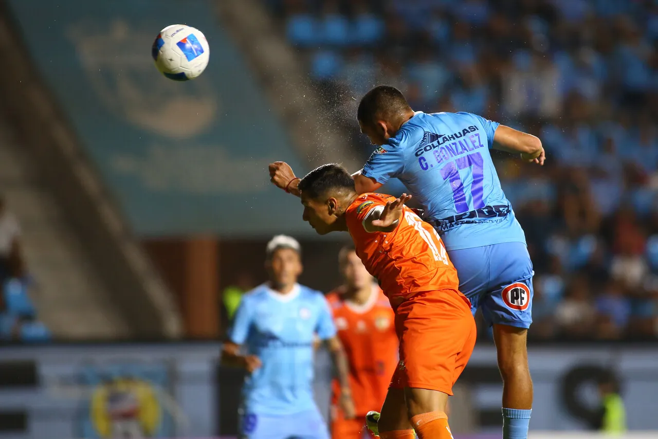 Iquique y Cobreloa hoy se ven las caras en el Ascenso | Foto: Photosport