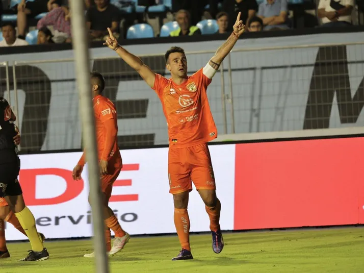 Presidente de Cobreloa promete guerra por el arbitraje