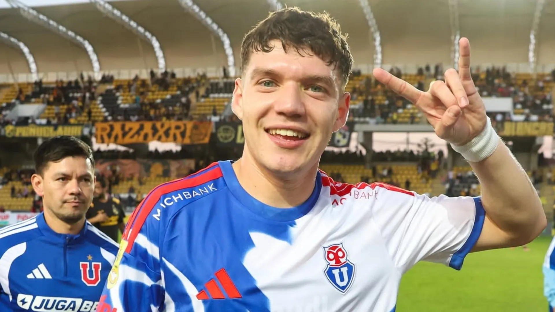 Agustín Arce asistió en el gol de Maximiliano Guerrero. (Foto: Universidad de Chile)