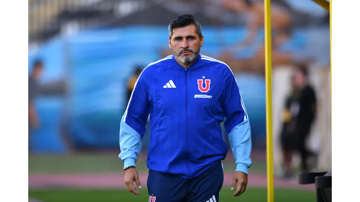 John Valladares debuta con un triunfo en Universidad de Chile.