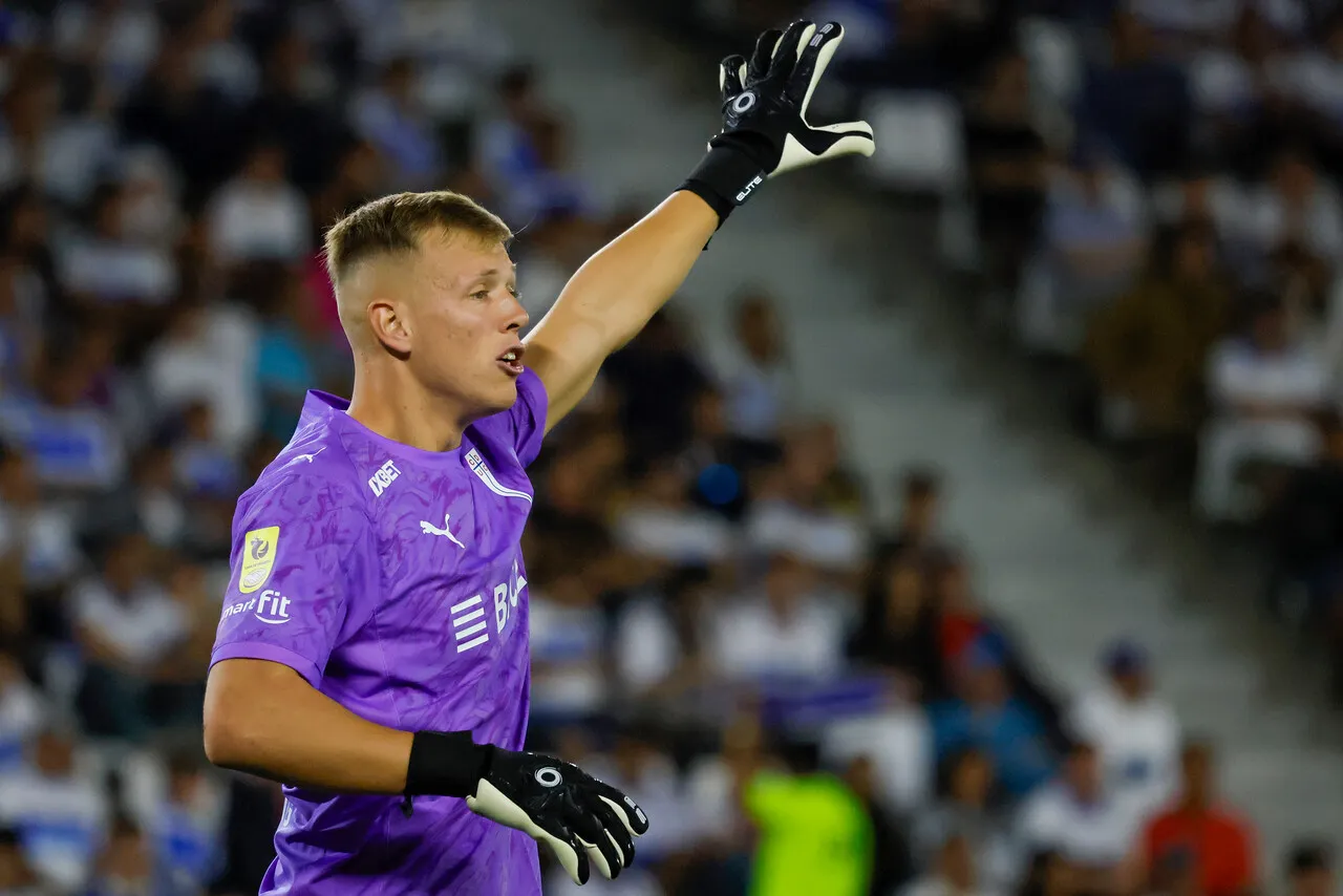 Bernedo cometió un grosero error. | Foto: Photosport