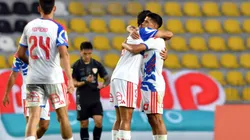 La U se reencontró en los abrazos.