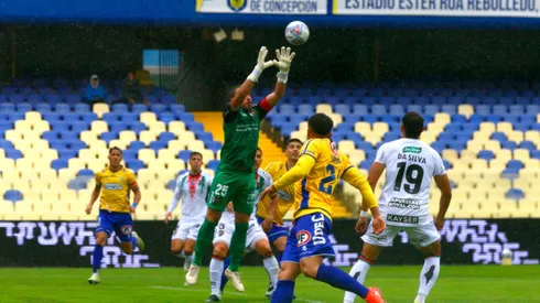 La U. de Conce y Palestino abrieron la jornada.
