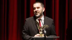 Arcos apunta a figura de la U.