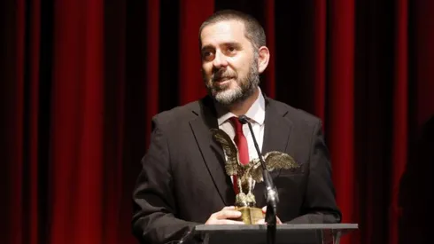 Arcos apunta a figura de la U.