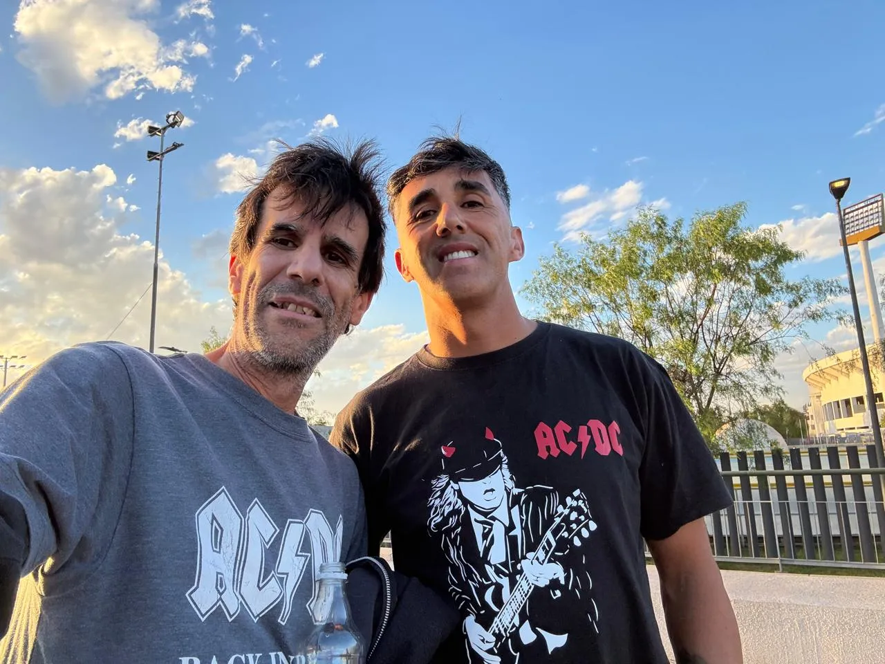 Osvaldo González volvió al Estadio Nacional, pero no para ver a Universidad de Chile. (Foto: Cedida)