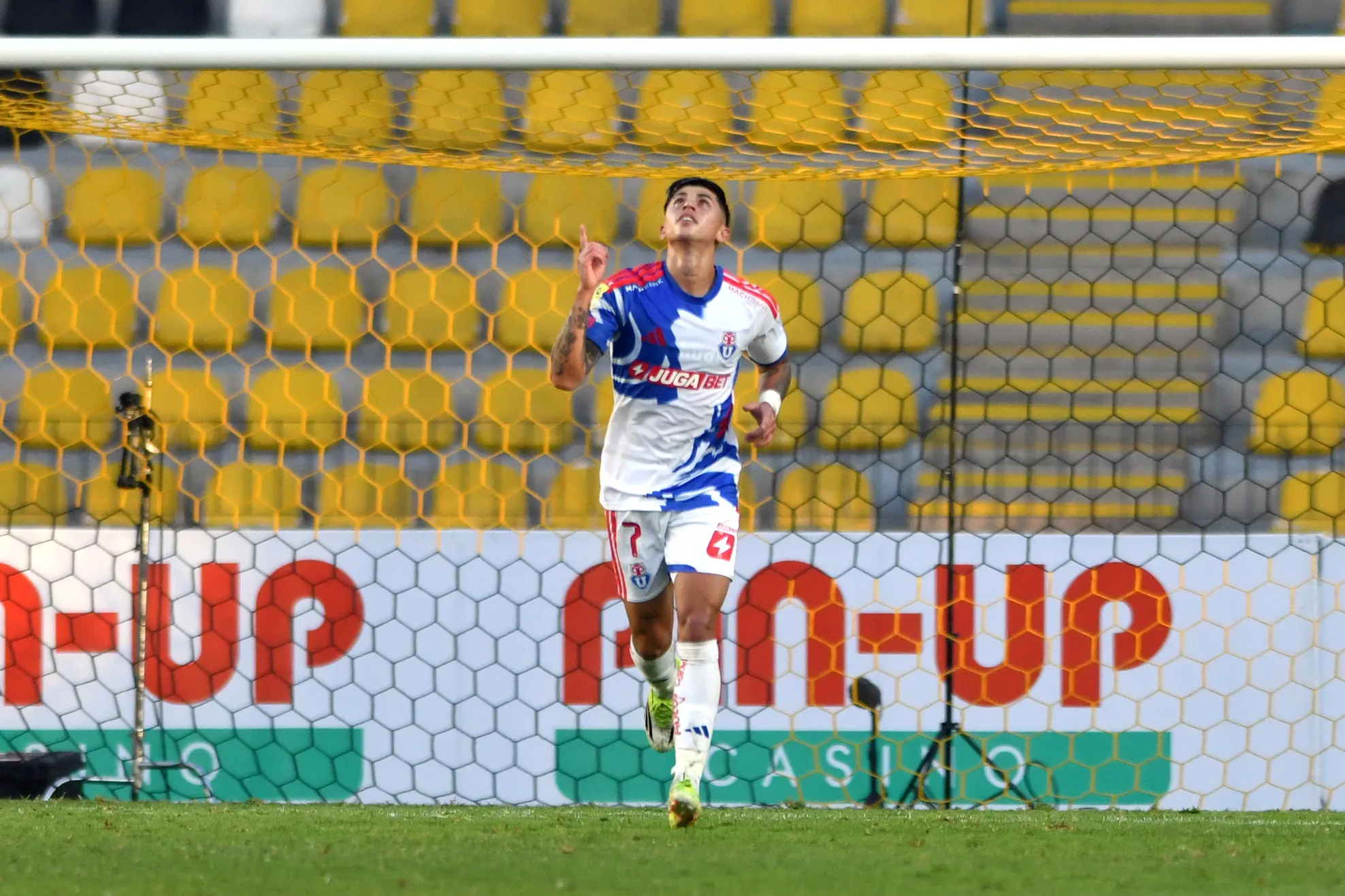 Maximiliano Guerrero celebrando su gol ante Coquimbo Unido | FOTO: Alejandro Pizarro Ubilla/Photosport