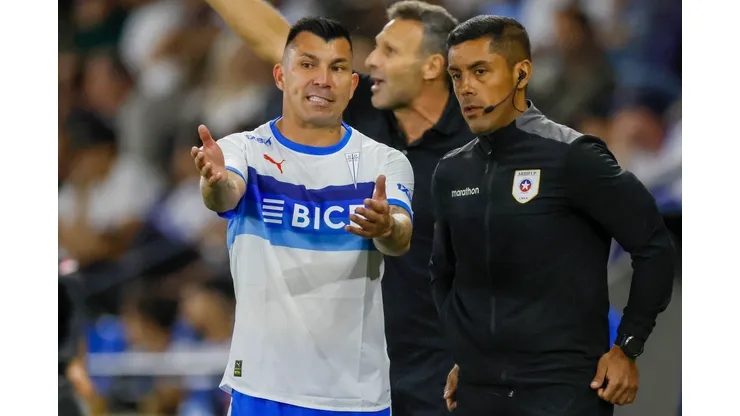 Revelan lo dicho por el jugador mexicano tras agredir a Gary Medel.